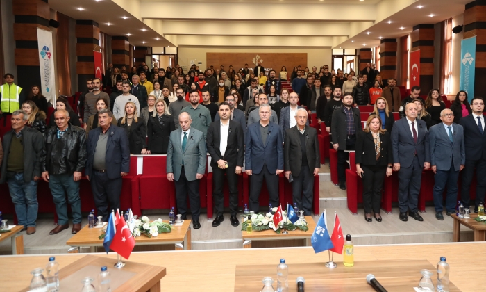 HKÜ’de 6 Şubat Depremleri Anma Programı Gerçekleştirildi