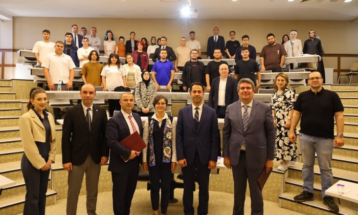 Dijitalleşme ve Alternatif Turizm HKÜ’de Konuşuldu