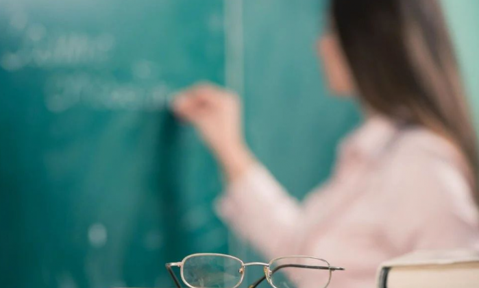 Öğretmenler İş Bırakıyor