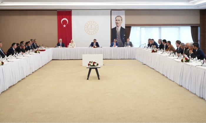 Bakan Tekin, Eğitim Sendikalarıyla görüştü