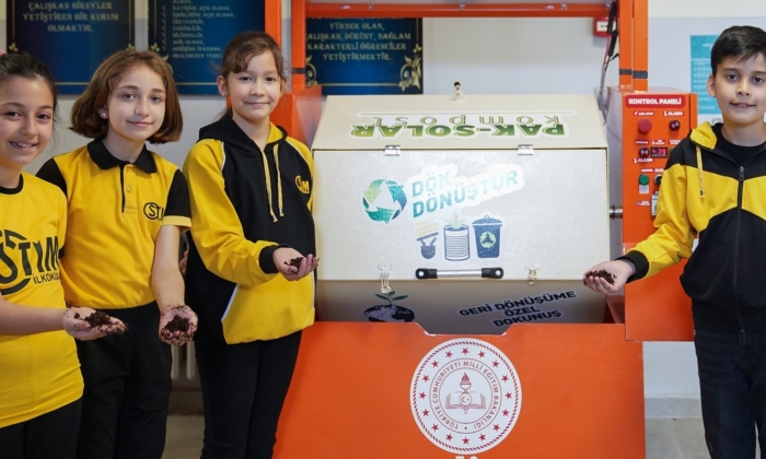 Çevreci okullara "Yeşil Bayrak"