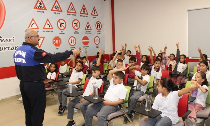 Çocuklara trafik eğitimi