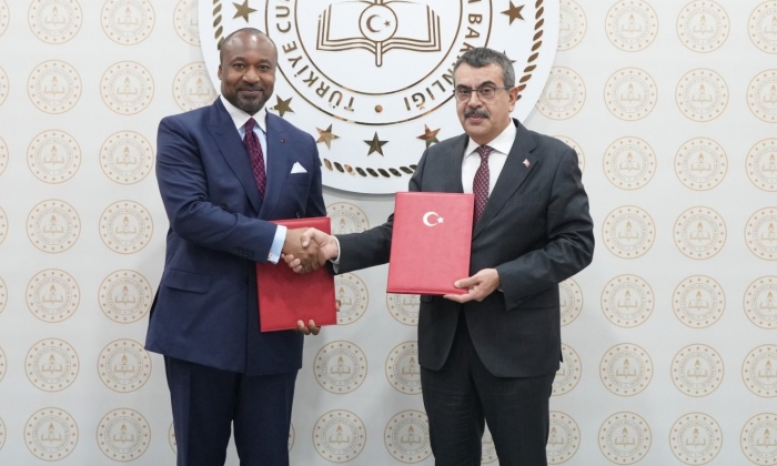 İmzalar eğitim için atıldı