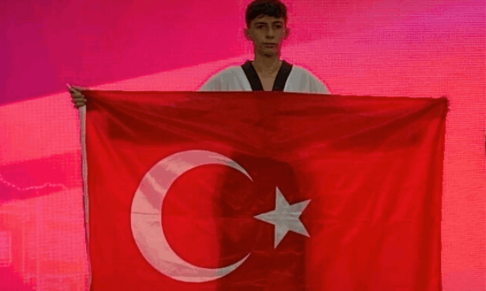 Erdem Koleji Öğrencisi Hakan Yıldırım’dan Uluslararası Başarı