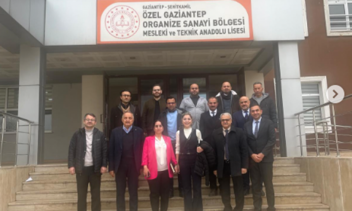 İmzalar eğitim için atıldı!