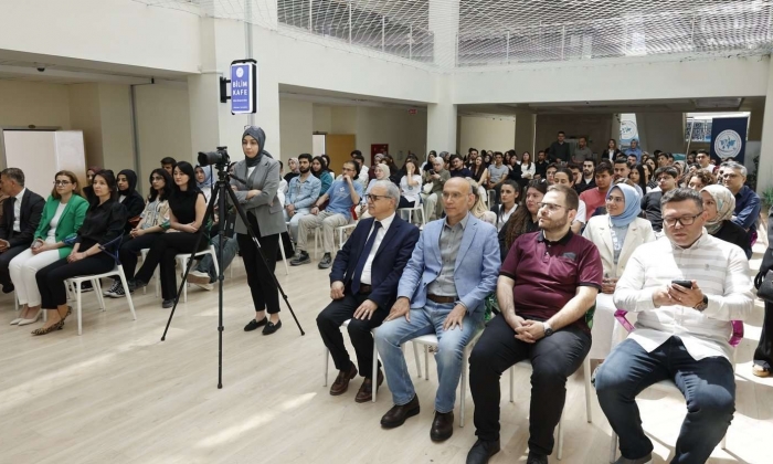 GİBTÜ’nün TUBİTAK Başarısı Ödüllendirildi