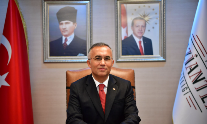    Vali Çeber’den Anlamlı Mesaj!