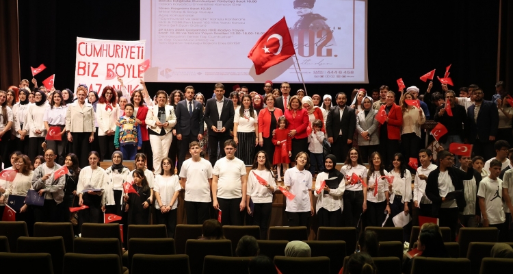 Cumhuriyetin 102. Yılı HKÜ'de Coşkuyla Kutlandı!