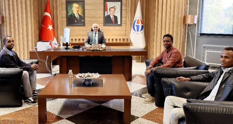 Rektör Doğan Uluslararası Öğrencilerle Buluştu!