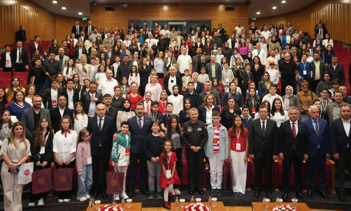 TBMM'de "23 Nisan çocuk forumu" düzenlendi