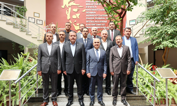 Memur-sen genel başkanı Yalçın'dan,Rektör Doğan'a ziyaret