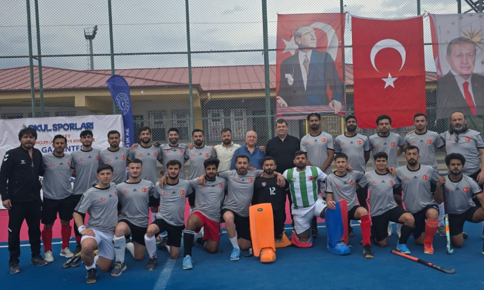 Volkan Grup Hokey Takımı Final İçin Alanya’ya gidiyor