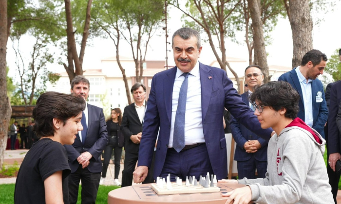 Bakan Tekin, "fen bahçeleri̇" projesi tanıtım programına katıldı