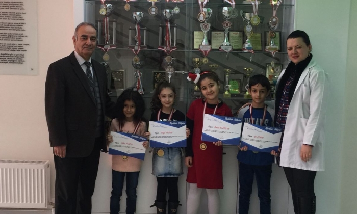 Özel Çağdaş Bilgi Okulları'na satranç turnuvasında ödül