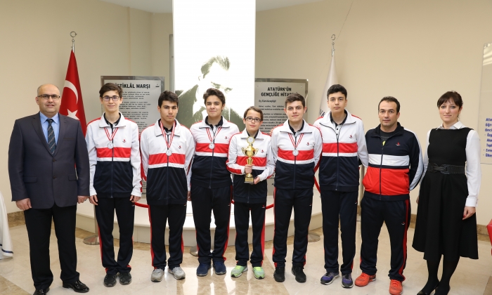 SANKO Okulları Genç Erkekler Masa Tenisi Takımı il ikincisi oldu