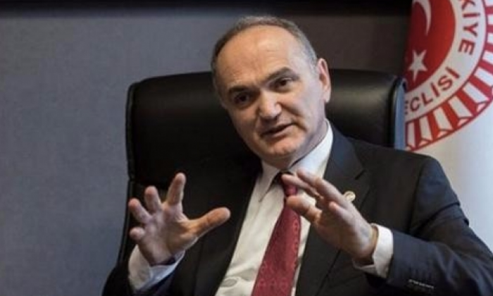 Önlisans mezunlarına 'askerlik süresinde indirim'