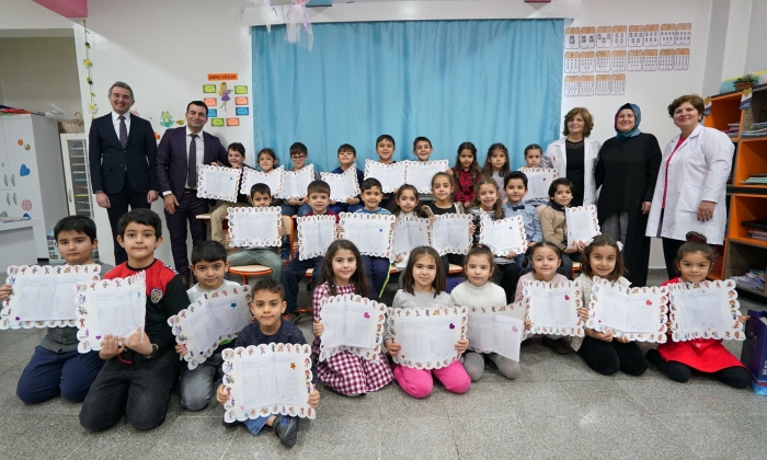 Erdem’li Minikler karnelerini aldı