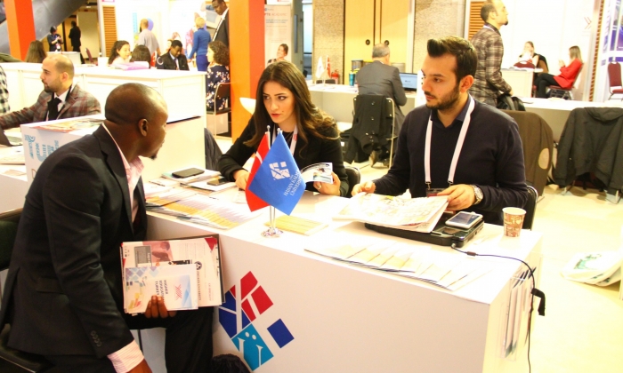 Üniversiteler dünyanın en büyük üçüncü eğitim fuarında buluştu