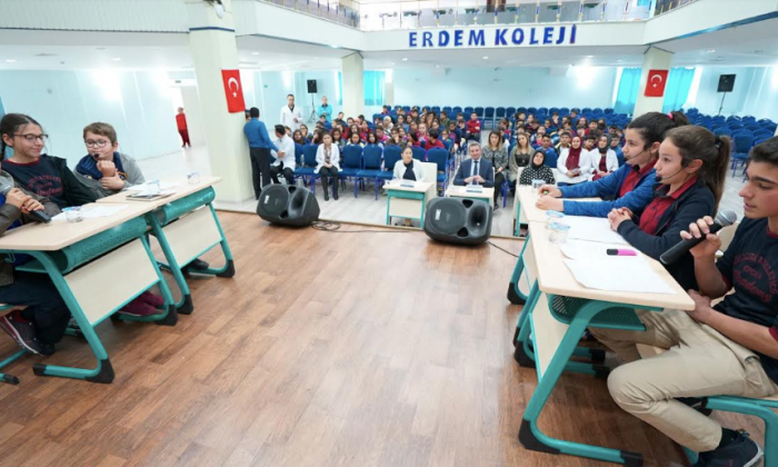 Erdemli Öğrencilerin Münazara Yarışması
