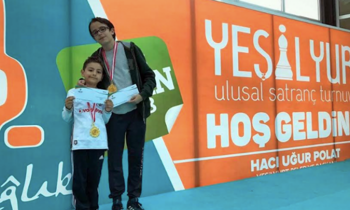 SANKOLU öğrencilerden satranç birinciliği