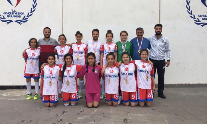 Gaziantep Adil Ceydeli Ortaokulu Türkiye şampiyonluğuna hazırlanıyor