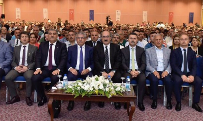 Suriyeli çocukların eğitimine ilişkin idari personele farkındalık eğitimi başladı