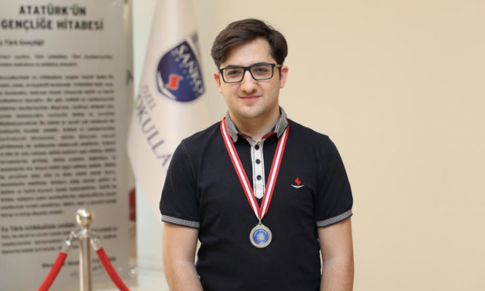 SANKO FEN VE TEKNOLOJİ LİSESİ ÖĞRENCİSİ TÜRKİYE İKİNCİSİ OLDU