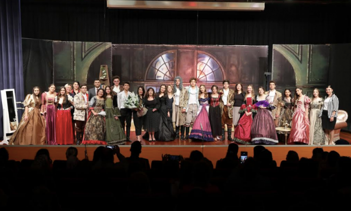 SANKO OKULLARI ÖĞRENCİLERİ “MÜFETTİŞ” ADLI OYUNU SAHNELEDİ