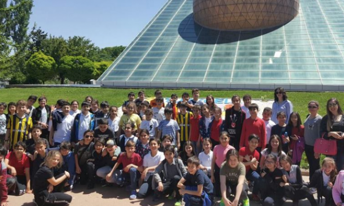 Seçkin Koleji Gezegenevi ve Bilim Merkezi'ni ziyaret etti
