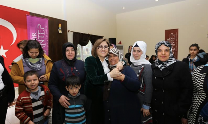 BÜYÜKŞEHİR’DEN OKUMA-YAZMA SEFERBERLİĞİNE DESTEK