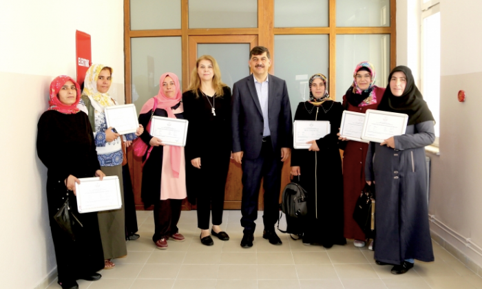 Hem okuyup hem yazabiliyorlar