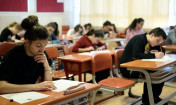 Gaziantepliler liseyi terk ediyor