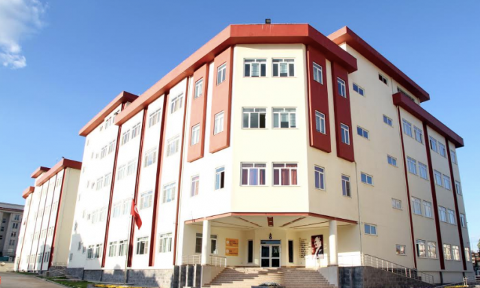 SANKO Liseleri öğrencilerinden YKS'de büyük başarı