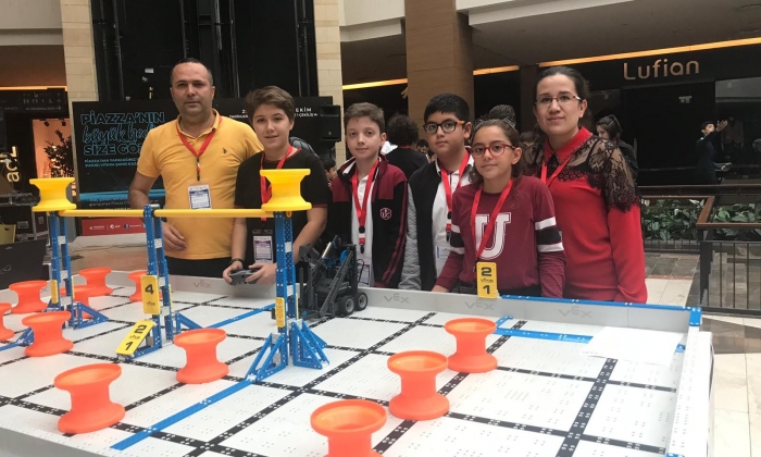 TÜBİTAK 4007 Bilim Şenliği'nden Uygar Kolejine ödül