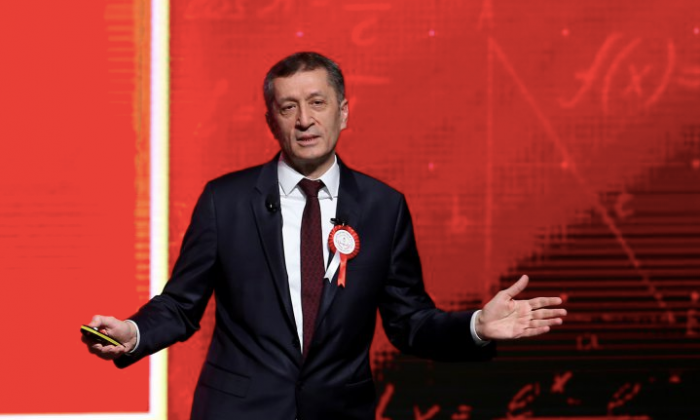 Bakan Selçuk: Tüm okullarda tasarım-beceri atölyeleri kurulacak