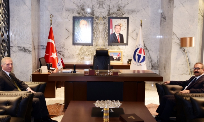 Vali Gül’den Rektör Gür’e ziyaret