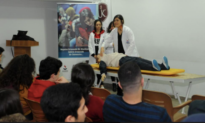 SANKO Üniversitesi Hemşirelik Bölümü'nden farkındalık eğitimi