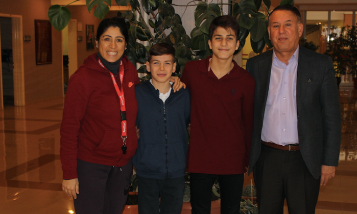 Seçkin'de çifte mutluluk