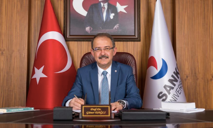 Rektör Dağlı'dan 25 Aralık mesajı