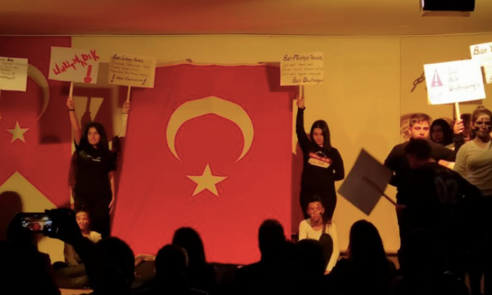 Çağdaş Bilgi Okullarında Antep Savunması sahnelendi