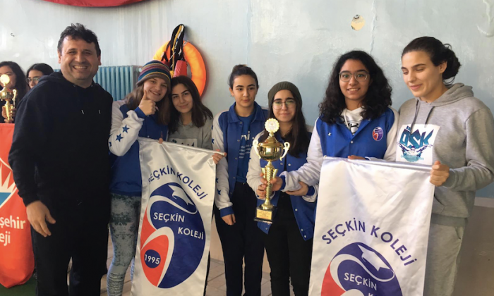 Seçkin Koleji'nden çifte şampiyonluk