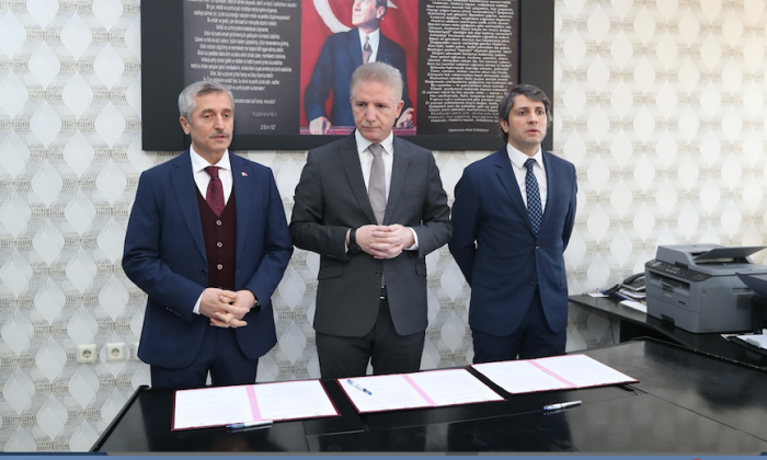 Şahinbey Belediyesi okullara Z kütüphane yapacak