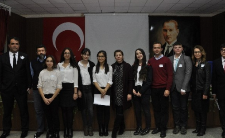 Gaziantep Kolej Vakfı Cemil Alevli Kolejinde  insan hakları etkinliği