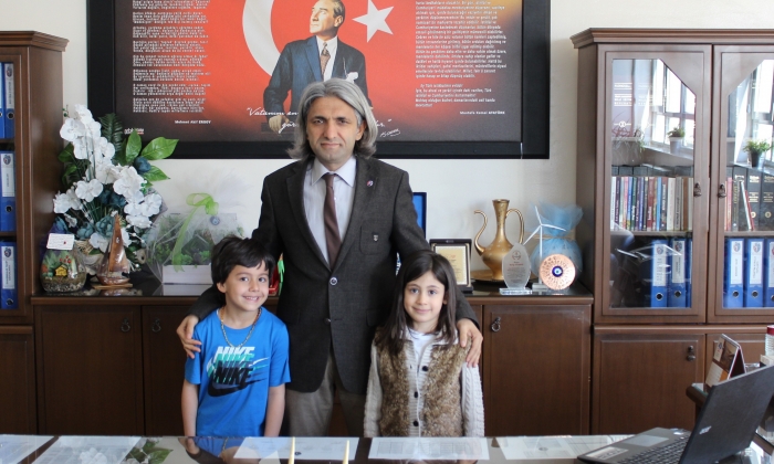 Seçkin’de minik kulaçların başarısı