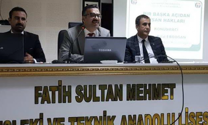 İMYO’dan lise son sınıf öğrencilerine insan hakları konferansı