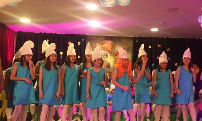 Uygar Koleji'nden İngilizce tiyatro oyunu