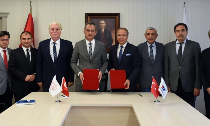 Okullara mini tenis sahası geliyor