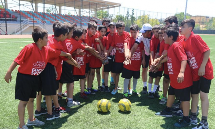 Her branşta her yaşa yaz okulu kursu