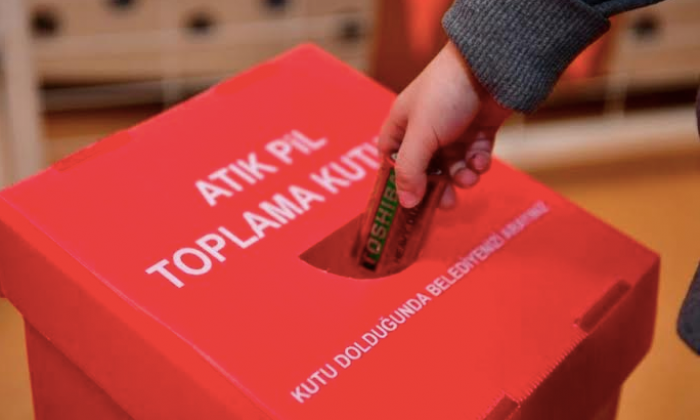 Büyükşehir okullardan 4 bin kilo atık pil topladı