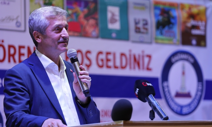 Şahinbey Belediyesi başarılı öğrencileri ödüllendirmeye devam ediyor